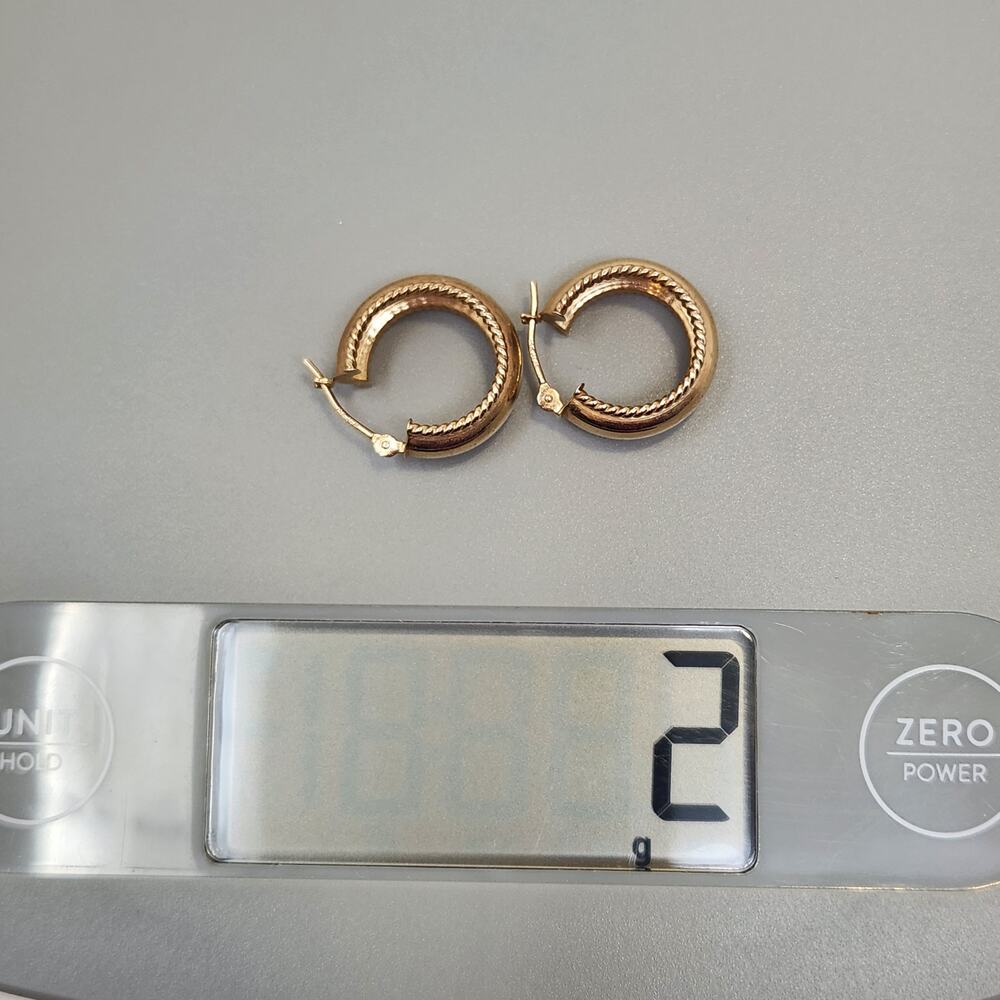 JCM 14k Yellow Gold Small Wide Hoop Earrings Rope Textured Edge Jacmel Mauritius - Picture 7 of 7